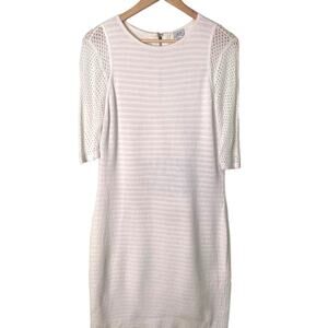 Cache Size Large White Knit Dress with Crocheted Sleeves